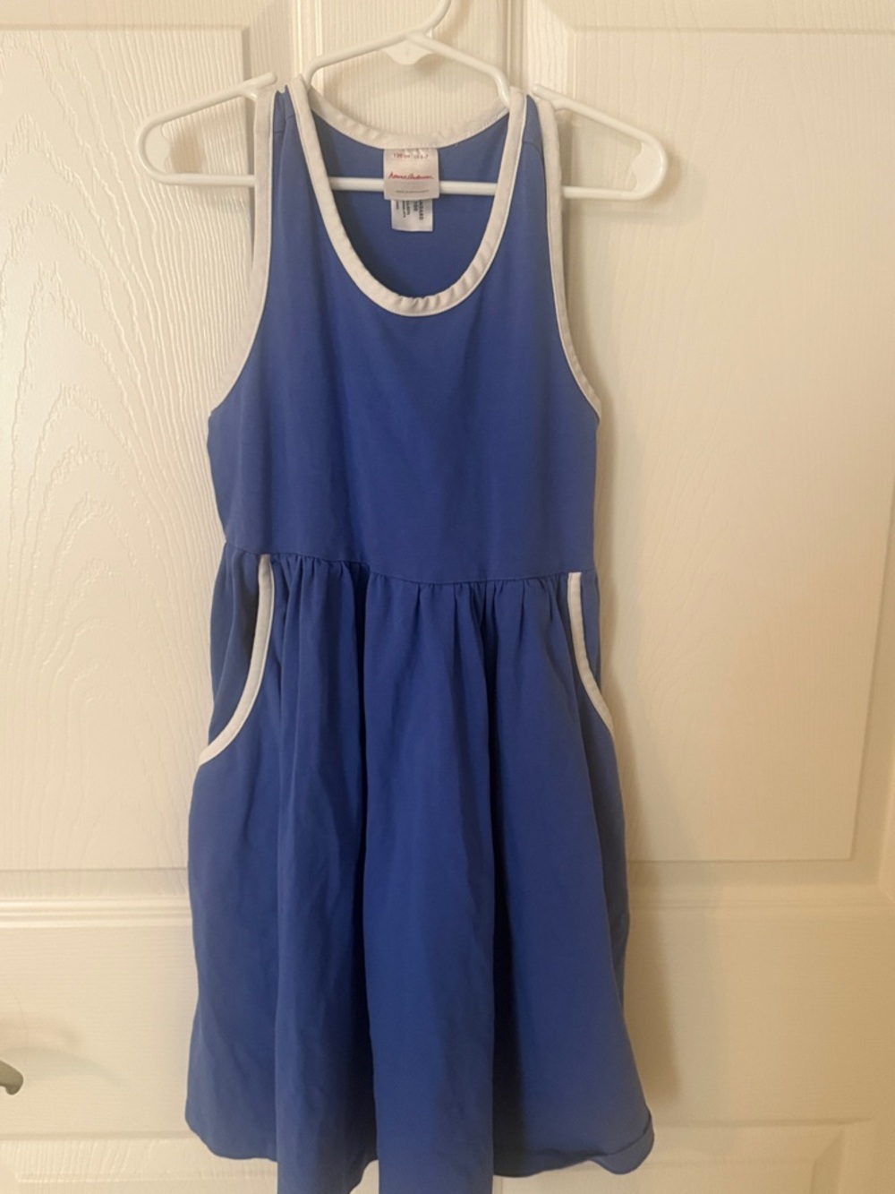 Hanna Andersson Blue Racerback Dress with White Trim and Pockets - Size 6-7
